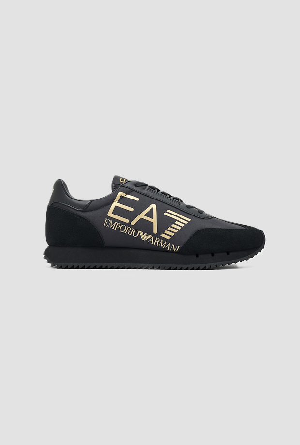 Scarpe con maxi logo in oro da uomo nero 