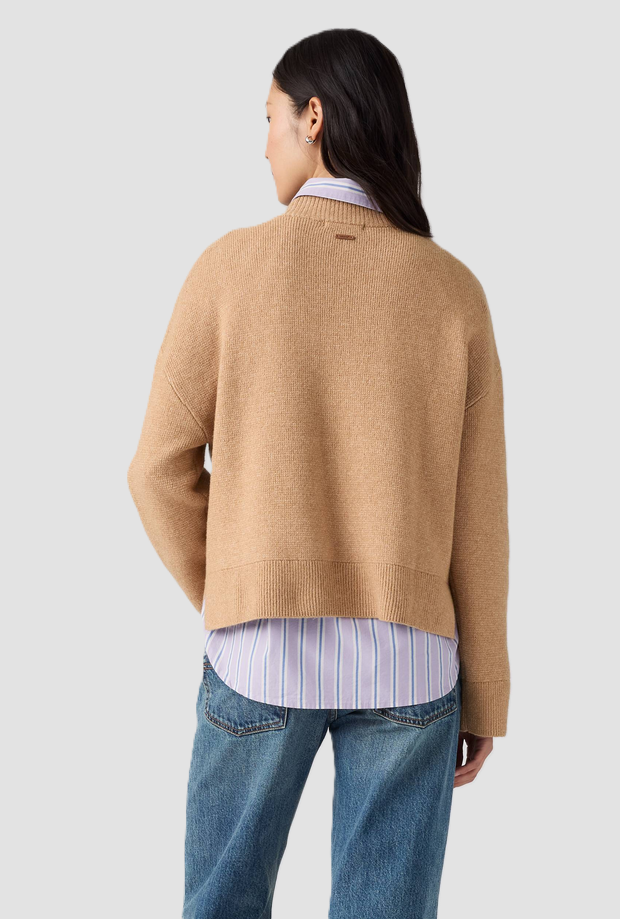 Maglia con scollo a V donna cammello 