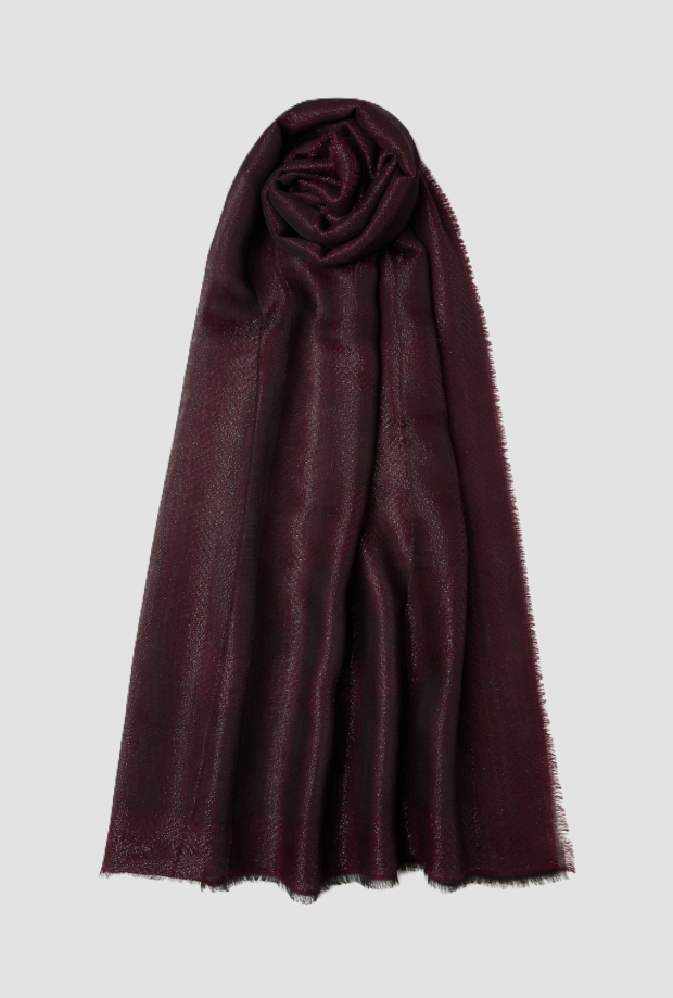 Scialle bordeaux con motivo jacquard monogram 
