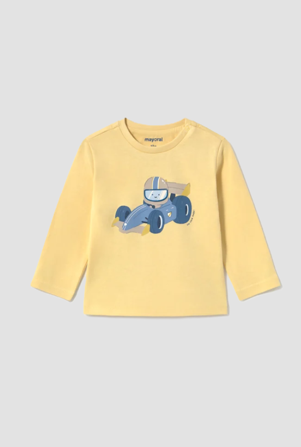 Maglia con macchina da bambino giallo 
