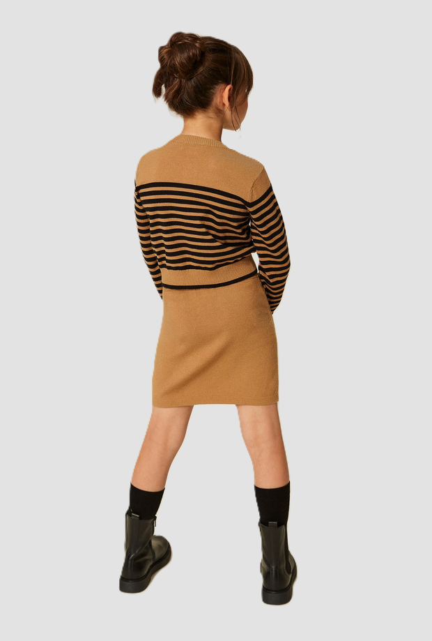 Gonna in maglia con bottoni bambina marrone 