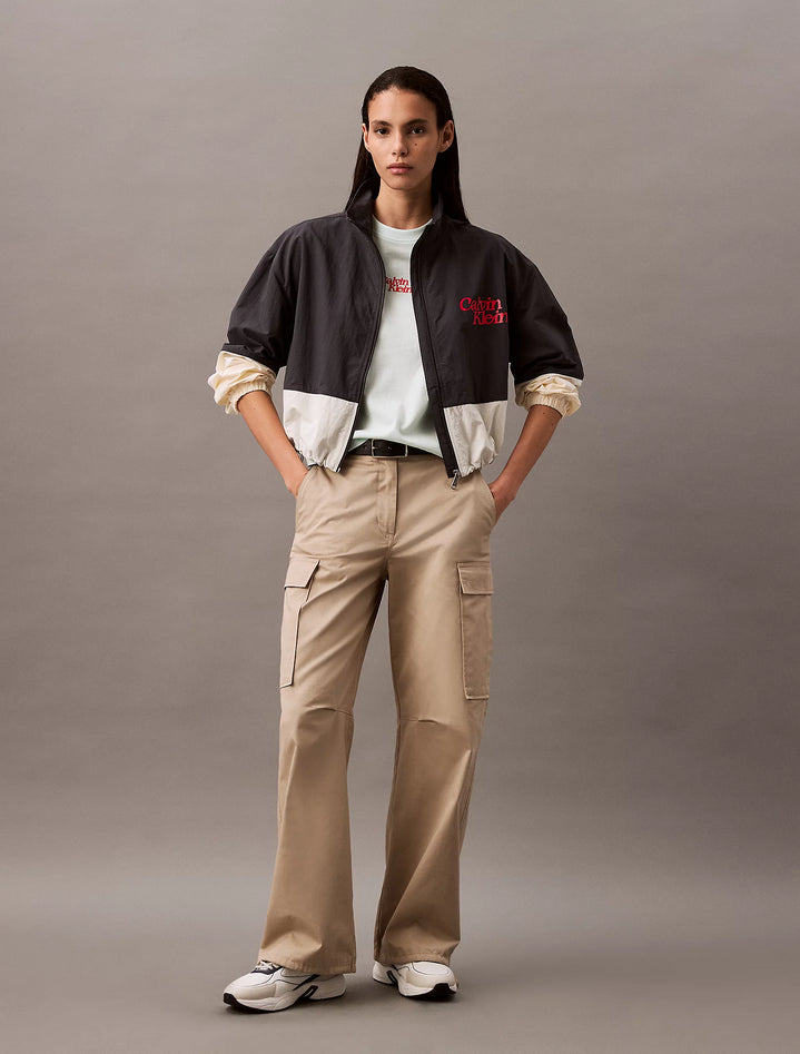 CALVIN KLEIN LV047B851GVWD