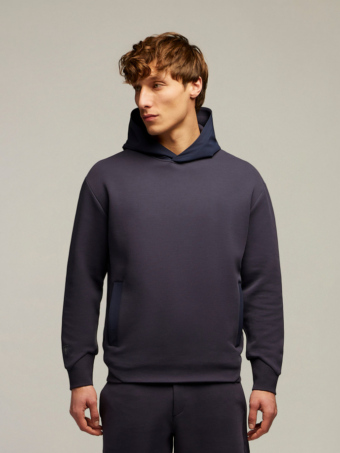 MACRON 200006220001NAVY